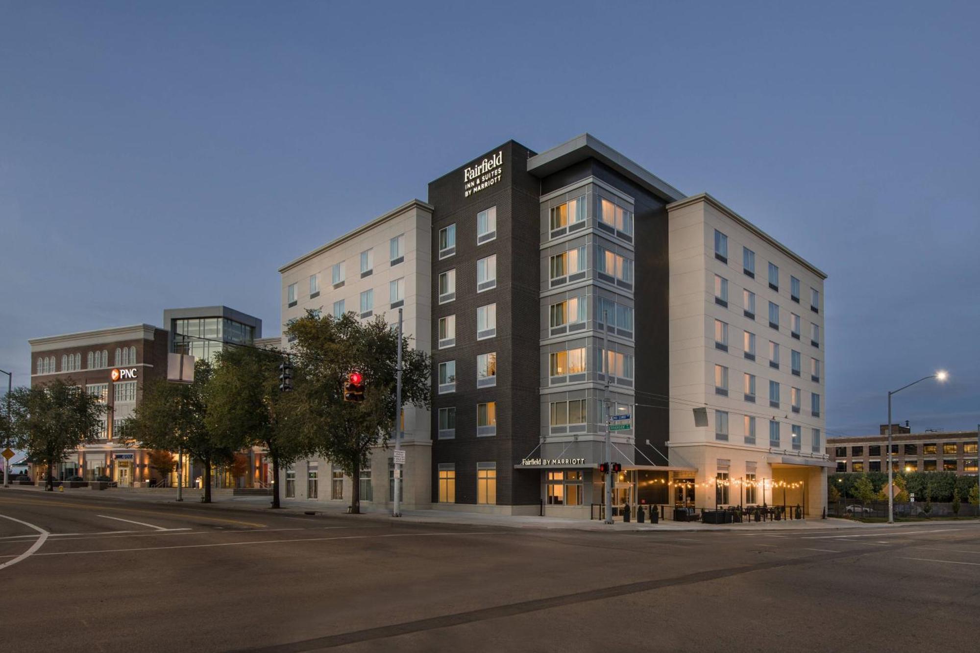 Fairfield Inn & Suites By Marriott Dayton Exterior photo